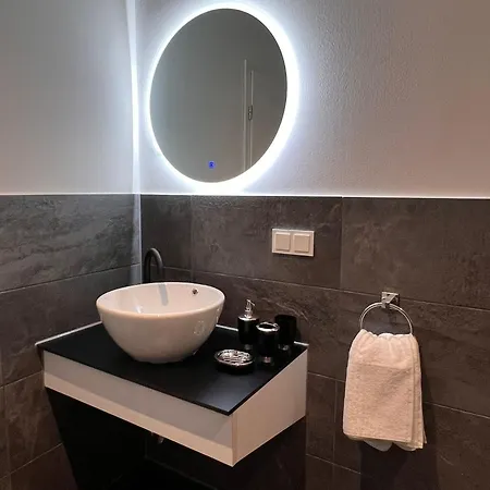 Gaestezimmer,sauna,fitness ホテル